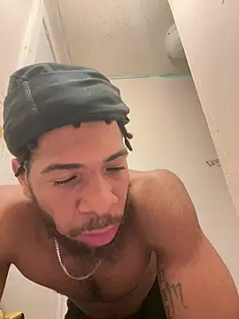 MrMakeH3rSplash webcam