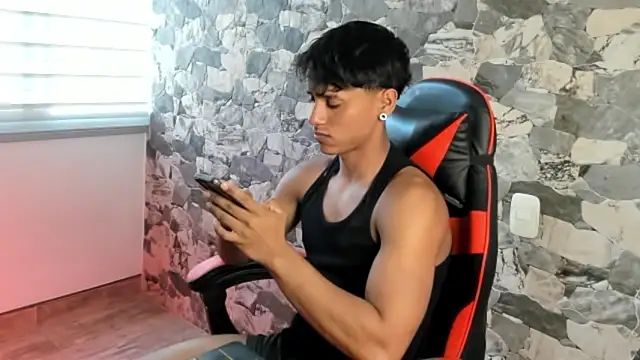 ZYZZ1312 webcam