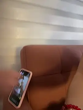PamelaJonsom_ webcam