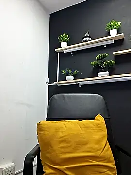 Lauryn_Jones webcam