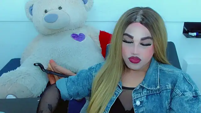 NharaBigCock webcam