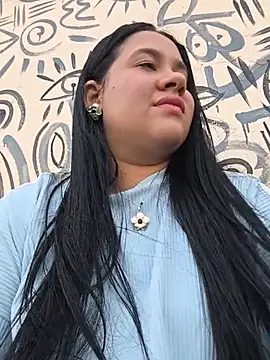 Kendra-daring webcam