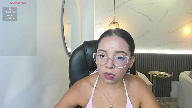 alana_martiins webcam