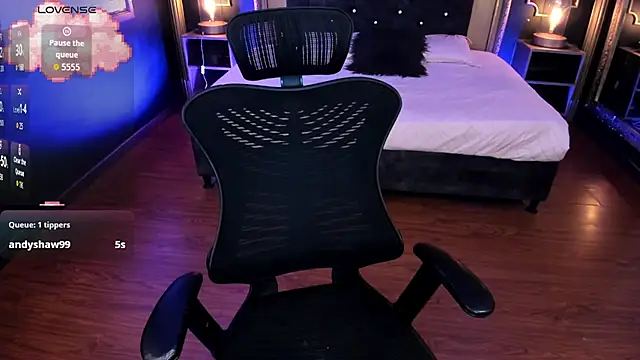 LiaLovet webcam