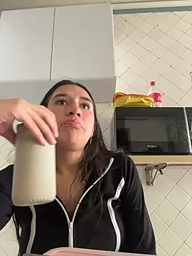 LilyRossi_ webcam
