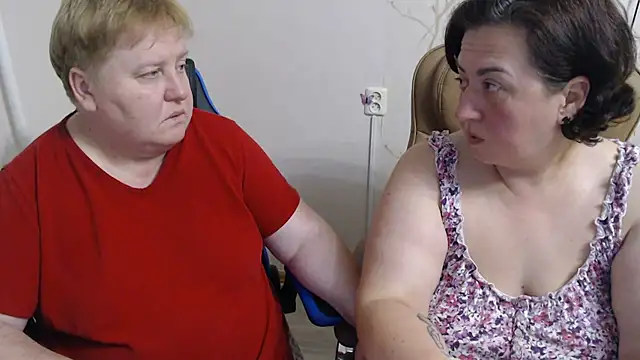 Lindy-Jeanie webcam