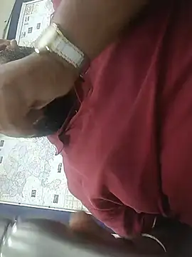 healthyguy175 live cam on StripChat