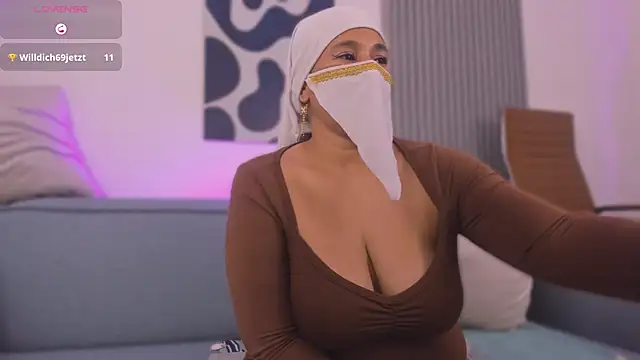 Thalia_hala webcam