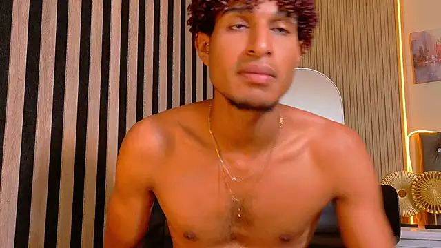 Alex_Bloom webcam