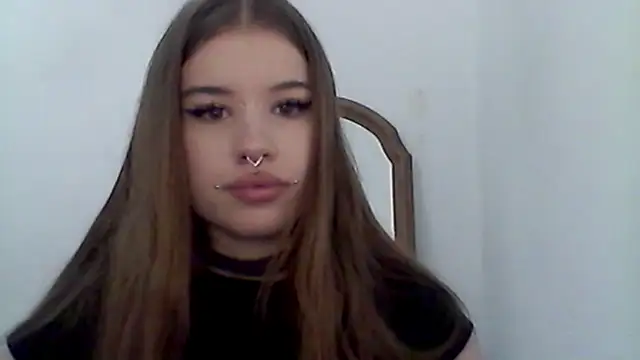 MollyHotTeen webcam