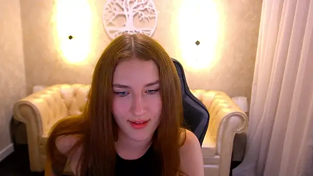 MirellEmber webcam