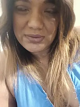 Indianpleasure300 webcam
