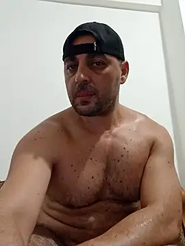 mirkoxxx@xh - Mirkoxxx@xh's free webcam - UK Sex Cams