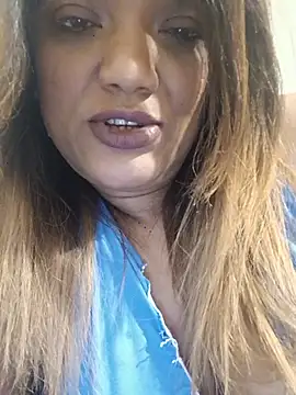 Indianpleasure300 webcam