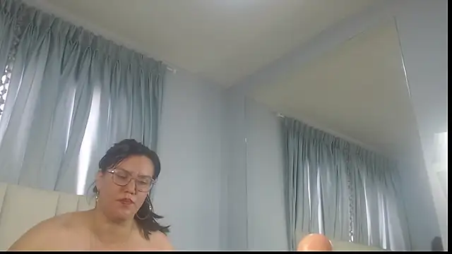 Sallydickinson webcam
