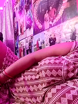 Divyaa-88 webcam