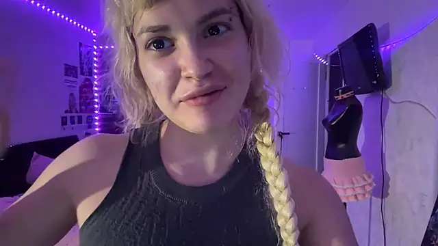 MagalyEssinger webcam