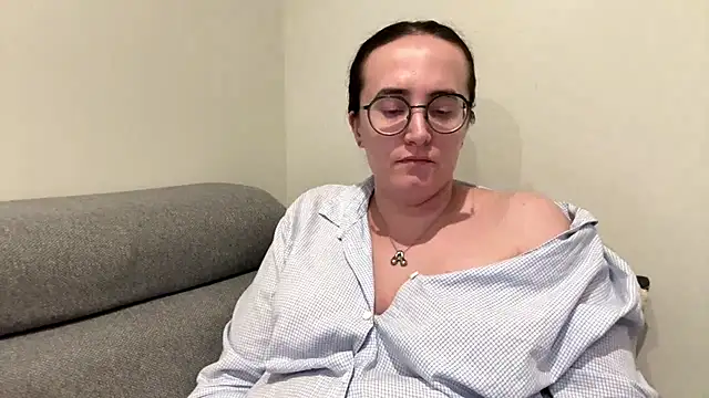 SofiaTease live cam on StripChat