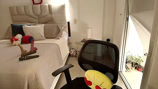 Naty_Stone webcam