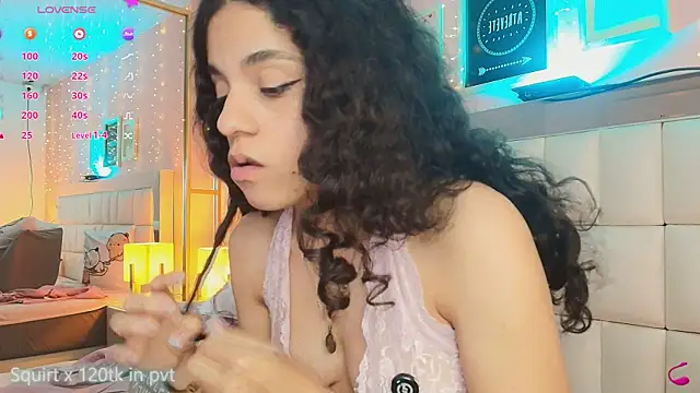 anahi_maite webcam