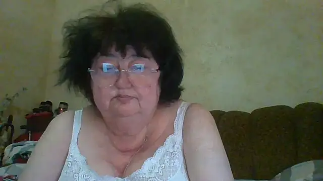 MilaSky5303 live cam on StripChat