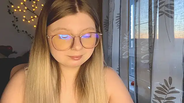 YukiBlush webcam
