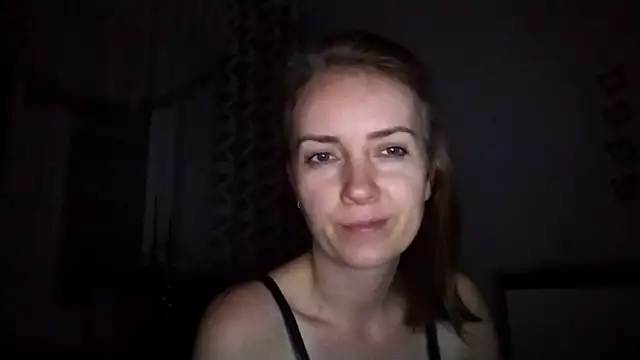 JenniferAlone webcam