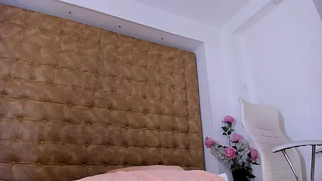 violet_giraldo webcam