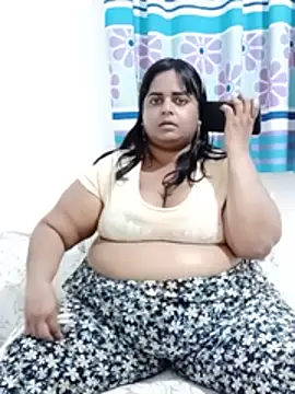SusanaEshwar webcam