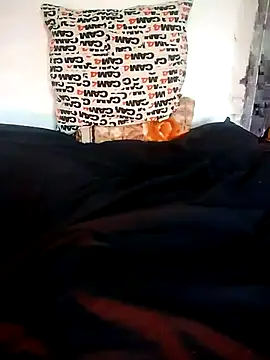 big__bearrr webcam