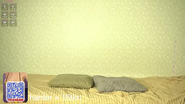 cream_fucks webcam