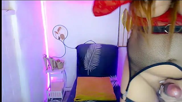 WildSelfsuckerAmanda webcam
