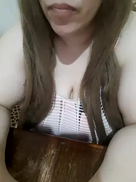 Madam_bezzzoul webcam