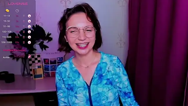 kindhazelhere_ - KindHazelHere_'s free webcam - UK Sex Cams