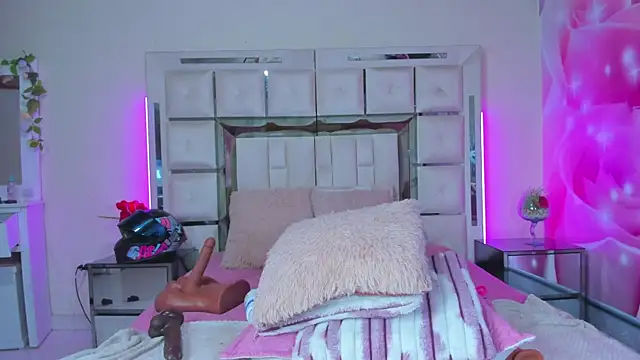 mia_peyton webcam