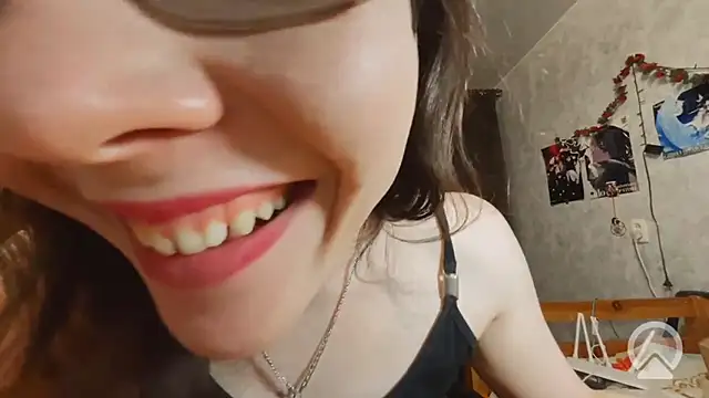 RachelSav webcam