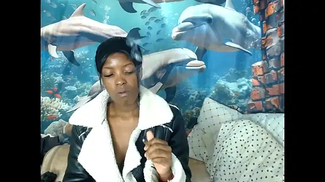 AfricanBarbiee69 webcam