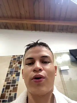 _Leo_Boy webcam