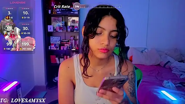 Lovelyamyy webcam