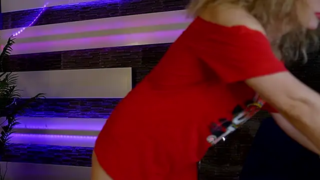 foxxy_milf webcam