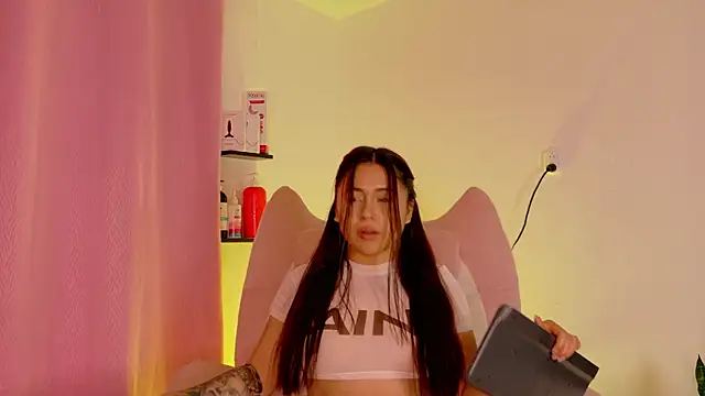 Im_emiliee webcam
