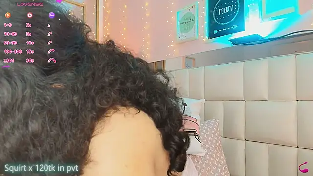 anahi_maite webcam