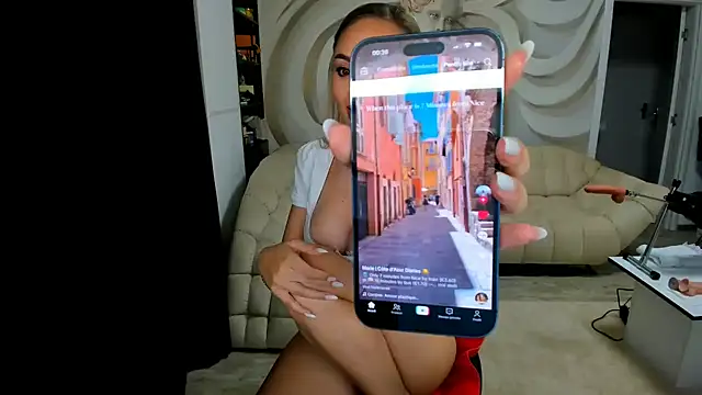HaleySweet18 webcam