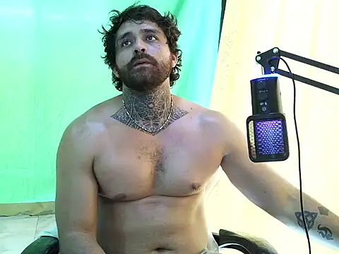 aronmiller404 webcam