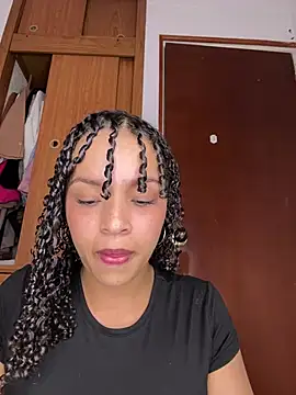 Yasmin777_ webcam