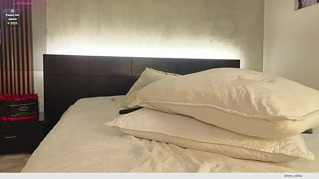 emmi_collinss webcam