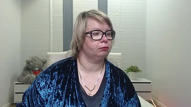 BonnnyBoobsy webcam