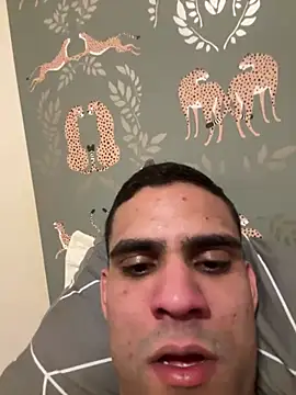 _DiegoMacho live cam on StripChat