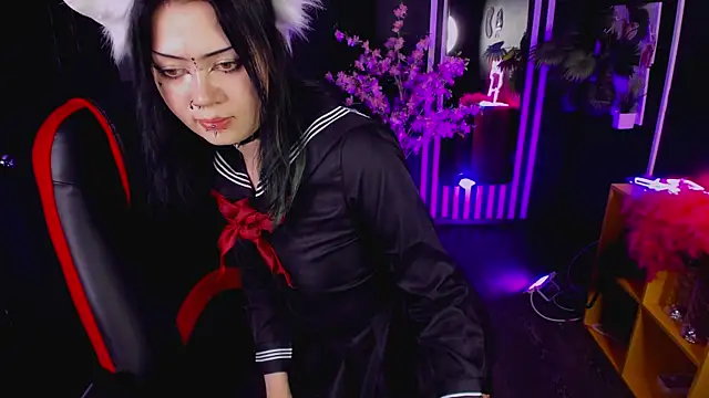 KiraKrahe webcam