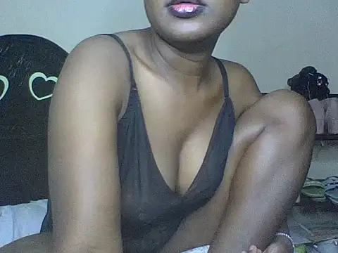 Mimiee339 webcam
